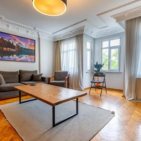 3-bedroom Apartment Istanbul